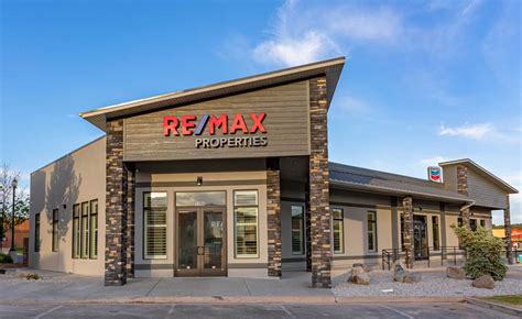 re max office near me